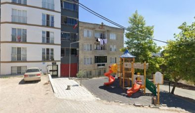 Mustafakemalpaşa’nın o mahallesinde çocuk parkı yapacak yer yok!