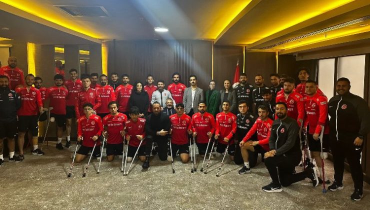 Başkan Solmaz’dan Ampute Futbol Milli Takımı’na ziyaret