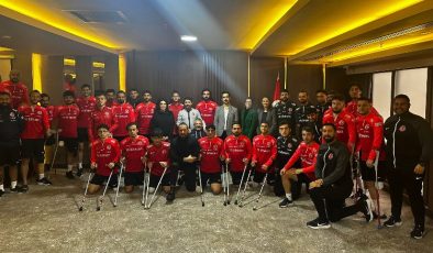 Başkanı Solmaz’dan Ampute Futbol Milli Takımı’na ziyaret