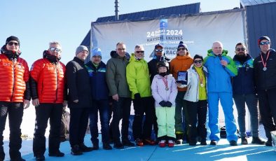 Erciyes’te heyecan dolu diplomatik kayak ve snowboard yarışı