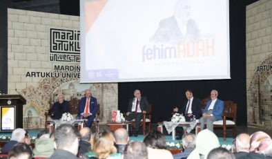Mardin’de eski bakanlardan Fehim Adak için anma programı düzenlendi