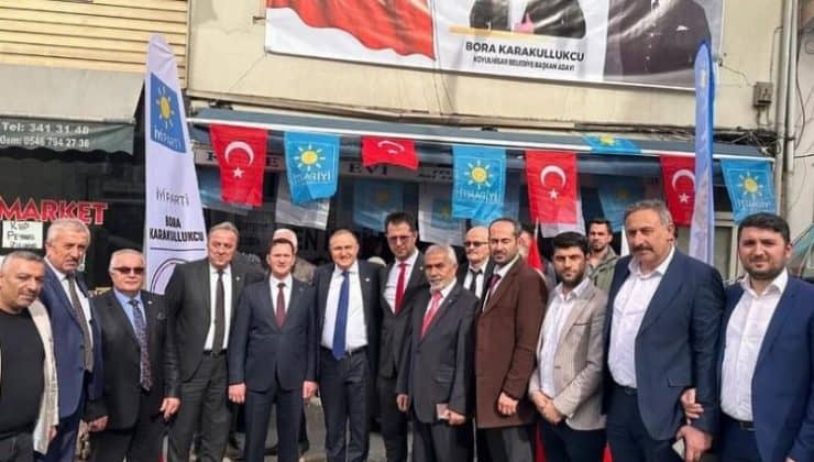 İYİ Parti Koyulhisar’da seçim bürosu açılışı sonrası esnaf ziyaretleri gerçekleştirdi