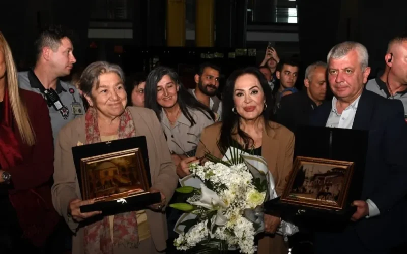 Türkan Şoray’a Osmangazi’de sevgi seli
