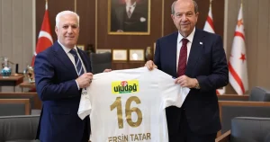 baskan-bozbeyden-kktc-cumhurbaskani-tatara-ziyaret-P6sdOa1V.webp