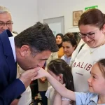 Bilecik Valisi Şefik Aygöl’den özel bireylere anlamlı ziyaret