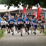 Bursa Osmangazi’de genç sporcuların duatlon heyecanı