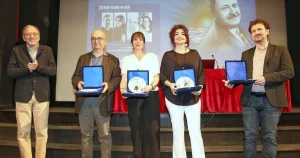 bursada-n-zim-hikmet-siir-odulu-sahibini-buldu-pRuBYwDO.webp