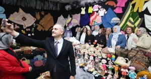 cayirovada-el-emegi-goz-nuru-eserler-gorucuye-cikti-bAMejNNR.webp