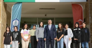 genclerin-kalbi-bursa-yildirimda-atacak-A4LCQrme.webp