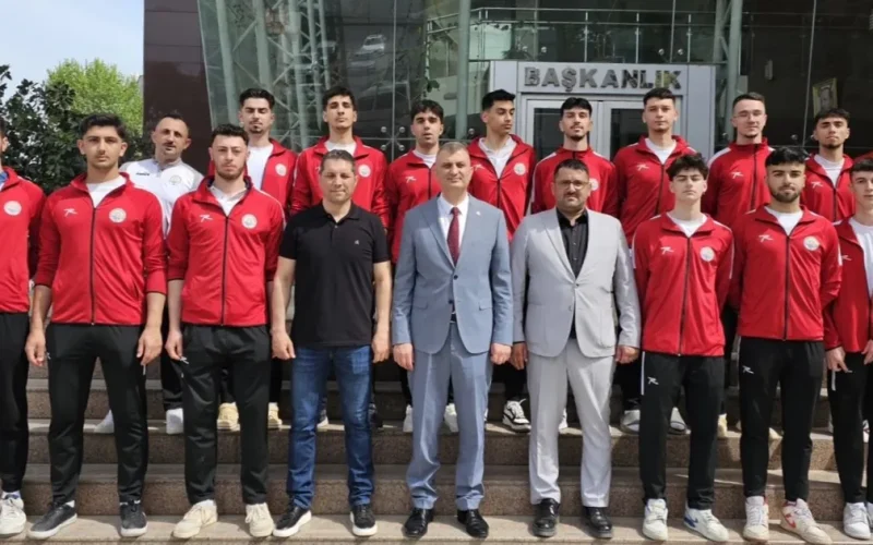 Gölcüklü voleybolcuların hedefi Türkiye Şampiyonası