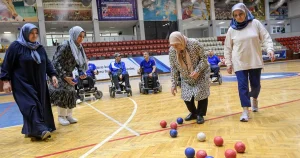 izmir-boccia-takiminin-gorunmez-kahramanlari-fedak-r-anneler-cocuklarin-en-buyuk-destekcisi-W7ITxqBp.webp