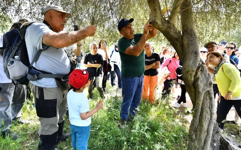 İzmirliler “Parkta Etkinlik Var” ile yeşille buluşuyor