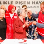 Kızılay’dan Anneler Günü’ne özel kutlama