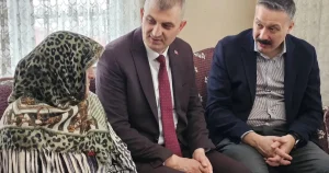 kocaeli-golcukten-annelere-anlamli-ziyaret-afXjRvHe.webp