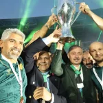 Kocaeli şampiyonluk kupasını kaldırdı!