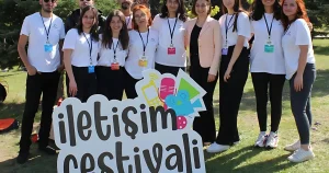 kocaelide-iletisim-ogrencileri-bulusuyor-w58WISWR.webp