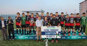 konya-selcukluda-ortaokullarin-futbol-heyecani-xlbM8QPn.webp