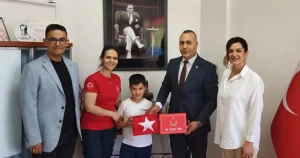 manisa-buyuksehir-sehit-suleyman-gurun-oglunun-ozel-gununu-unutmadi-tYalRPWA.webp