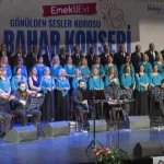 Mersin’de gönülden sesler korosundan ‘Bahar’ ziyafeti