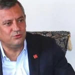 Özgür Özel’den saldırı sonrası ilk mesaj: Fırtınadan sağ salim geçeceğiz