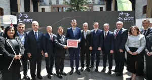 surdurulebilir-gelecege-bursadan-art-group-imzasi-YSbY7MAR.webp
