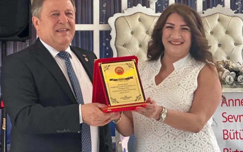 TÜED’den İGFA’ya anlamlı plaket