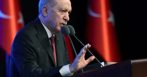 turkiye-yenilenebilir-enerjide-dev-adimlar-atiyor-Rqw8qUKd.webp