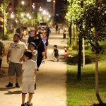 Kayseri Talas'ta millet açılmadan bahçesine akın etti