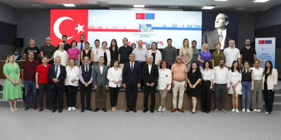 Mersin sivil katılımda öncü kentlerden biri oluyor