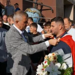Gölcük Belediyesi başpehlivanına kutlama